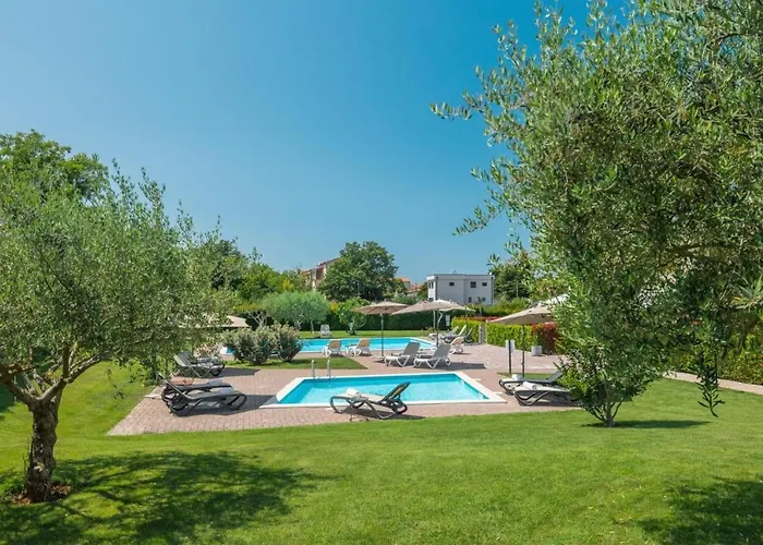 Maj - Ana - Luxury Family Apartments With Pool