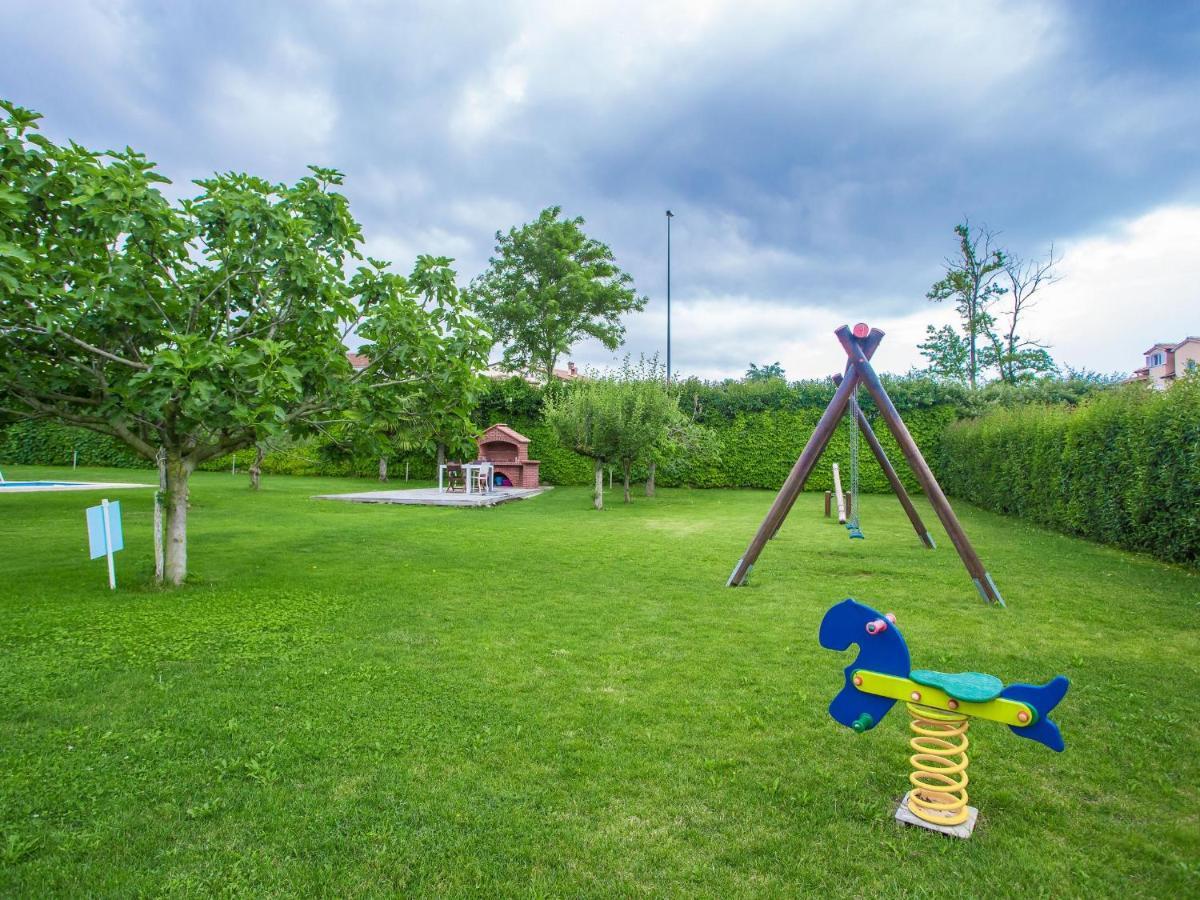 Maj - Ana - Luxury Family With Pool Poreč